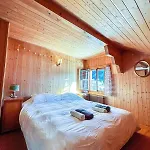 - Charming With View Chalet *