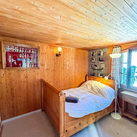 - Charming With View Chalet *