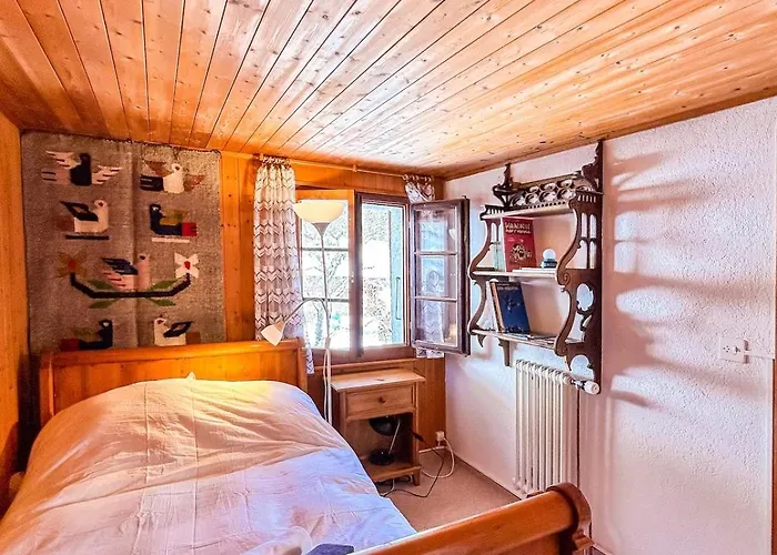 - Charming With View Chalet *